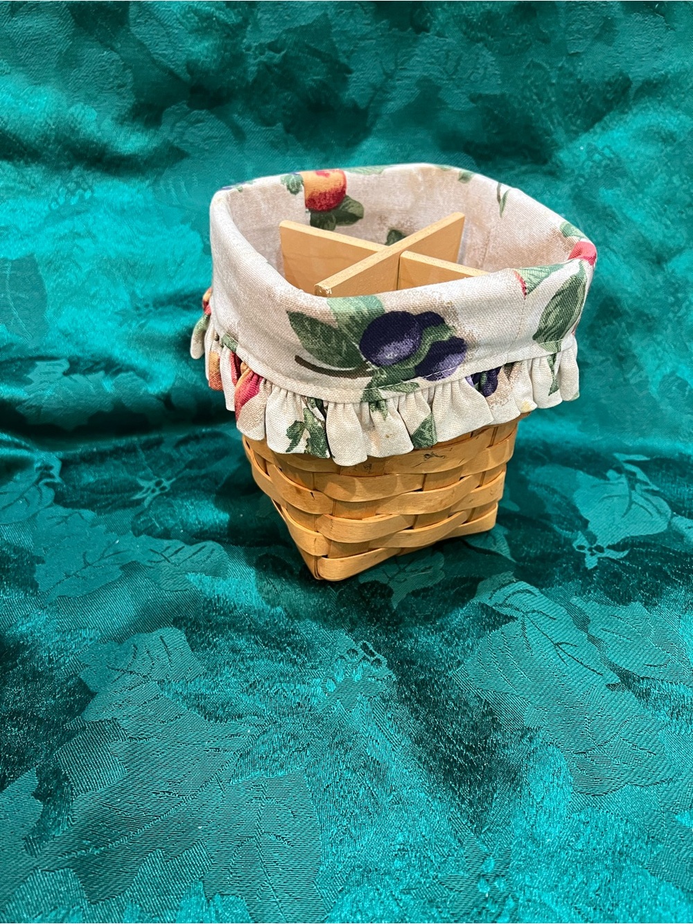 LONGABERGER BASKET WITH liner and divider
